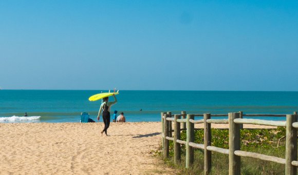 Imagem Onde fica a Praia Brava? Em Itajaí ou Balneário Camboriú?