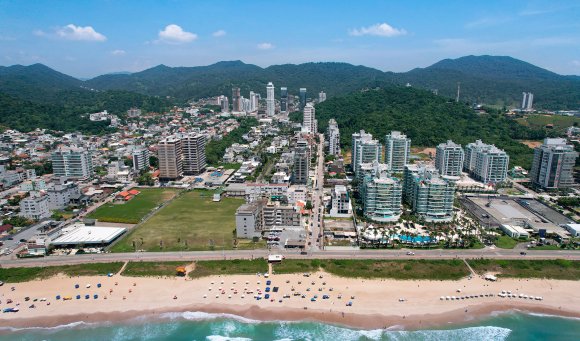 Imagem Praia Brava: 6 projetos que podem transformar a experiência de viver na região